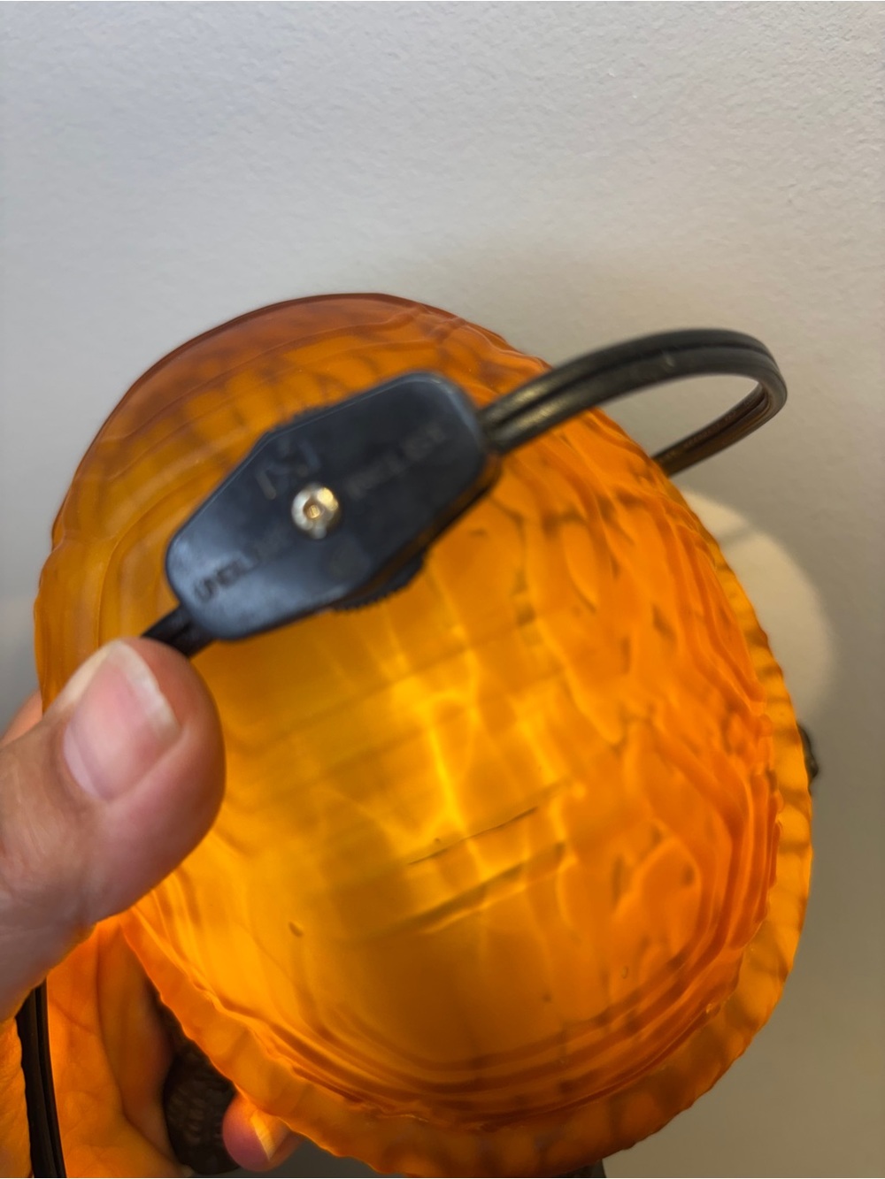 Vintage Turtle Lamp Amber Tiffany Style Glass Brass Base Tortoise Night Light - Picture 3 of 11